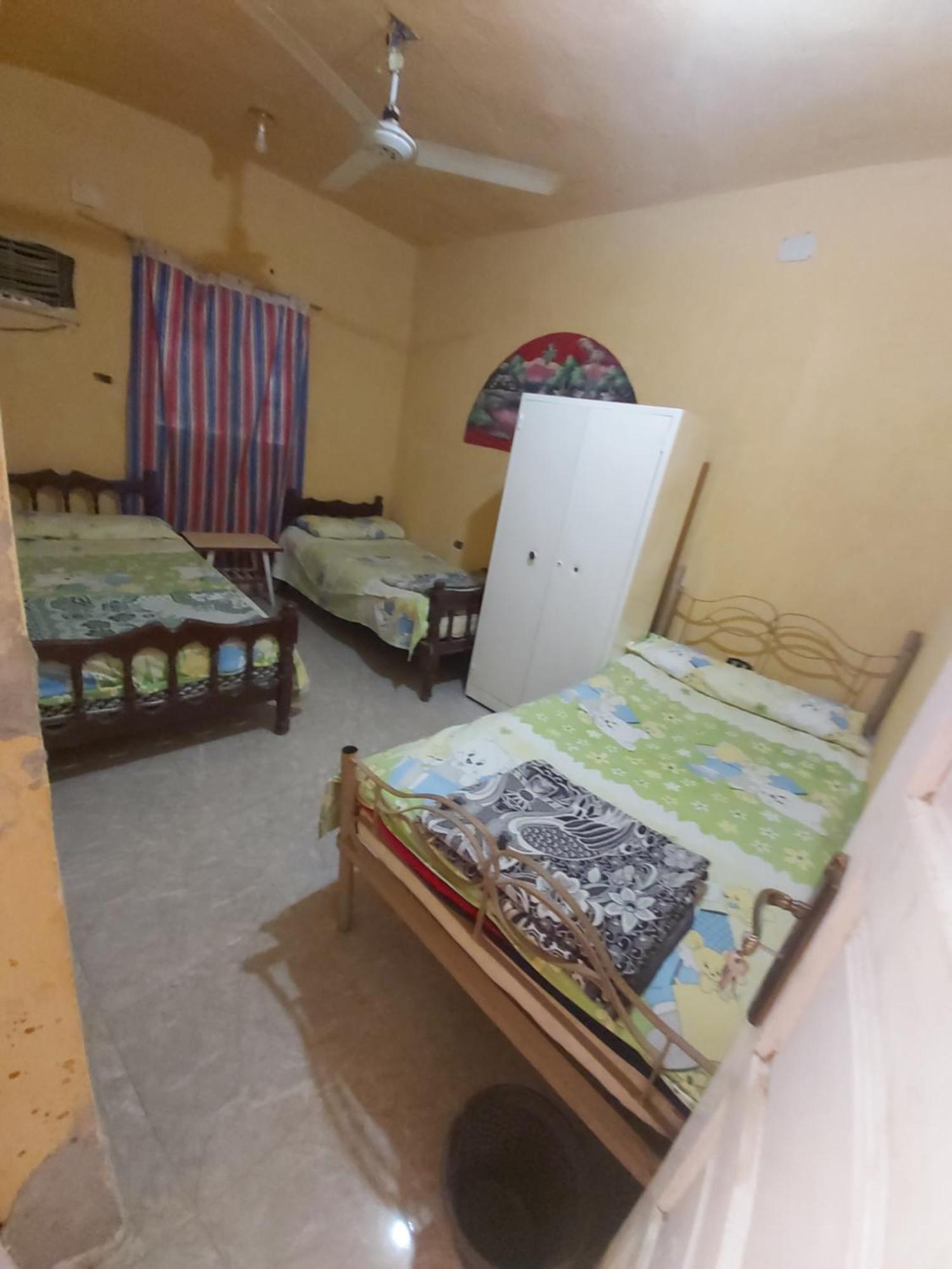 فندق Otasho Nile View House أسوان الغرفة الصورة