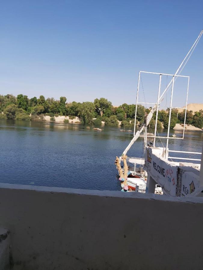 فندق Otasho Nile View House أسوان المظهر الخارجي الصورة